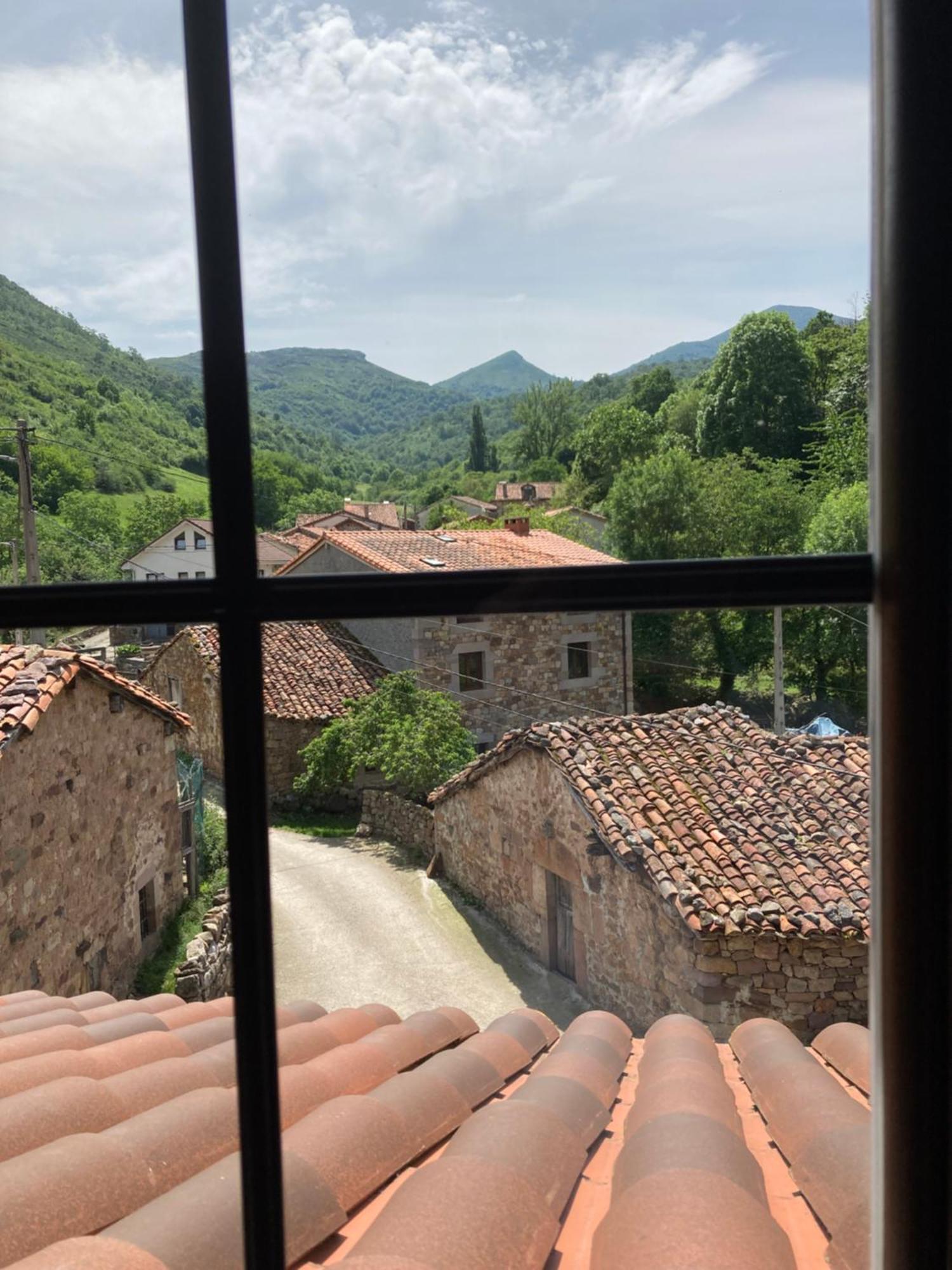 La Valuisilla, Hotel Rural Cicera 外观 照片