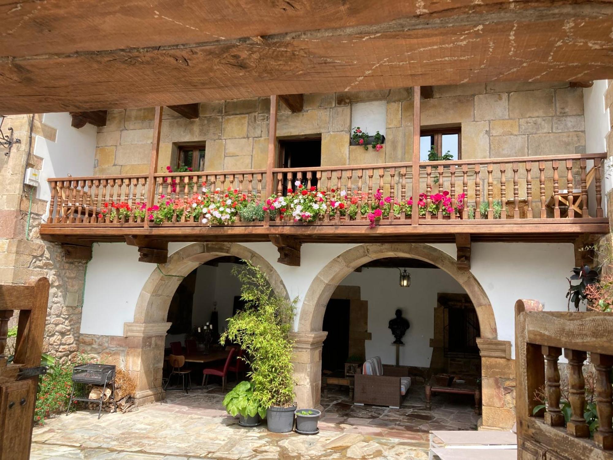 La Valuisilla, Hotel Rural Cicera 外观 照片
