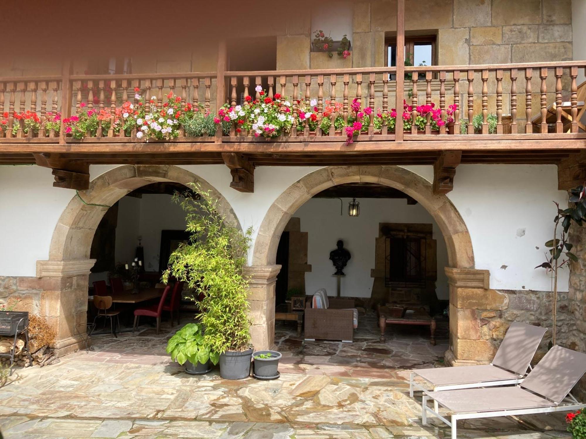 La Valuisilla, Hotel Rural Cicera 外观 照片