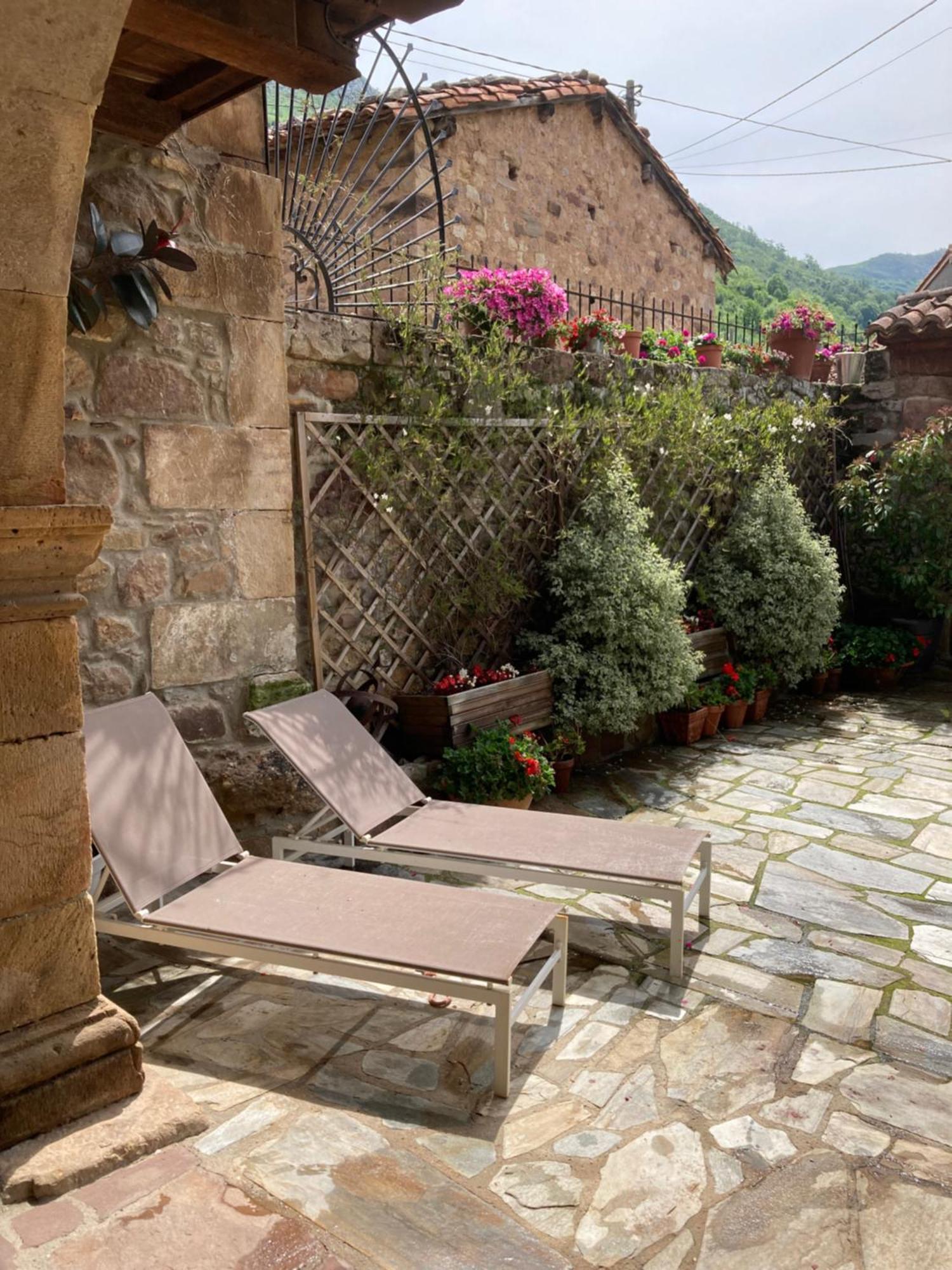 La Valuisilla, Hotel Rural Cicera 外观 照片